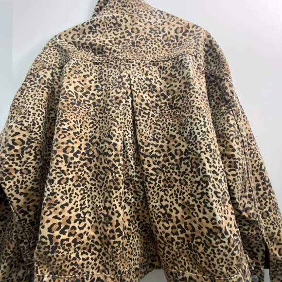 Free People Women’s Denim Jacket: Leopard Print/Lightweight-OVERSIZED FIT - Picture 2 of 5